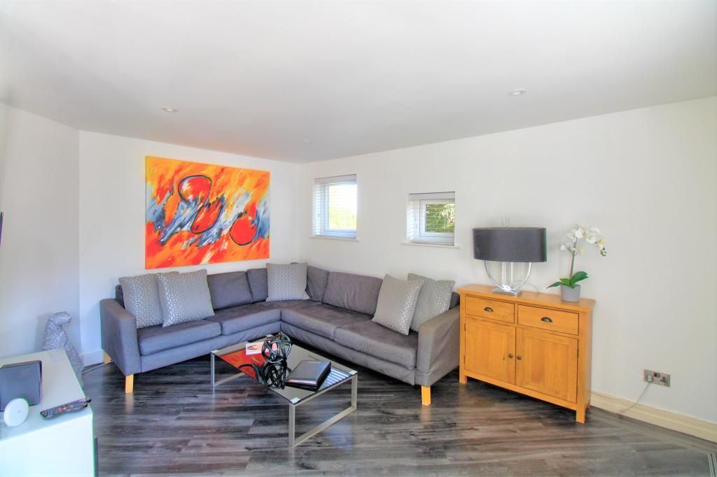 Property photo 2 of 20 Living Room