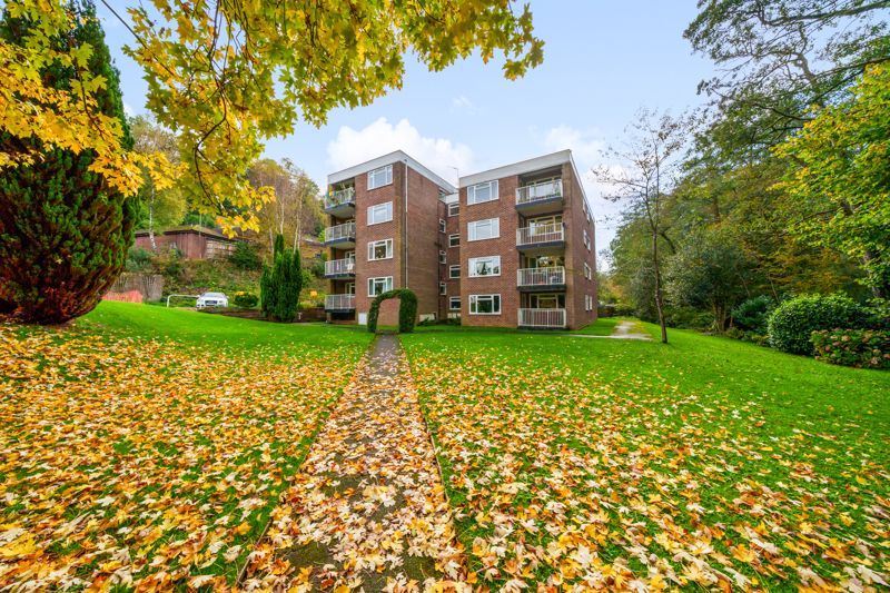 Property photo 1 of 17 Photo 12