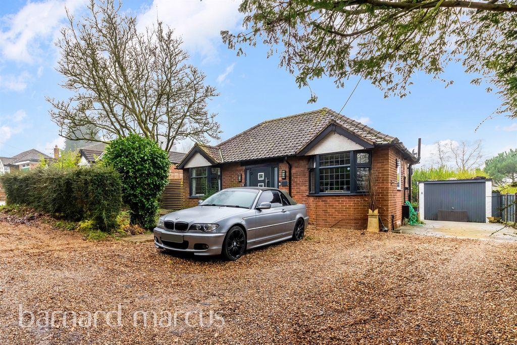 Property photo 1 of 8
