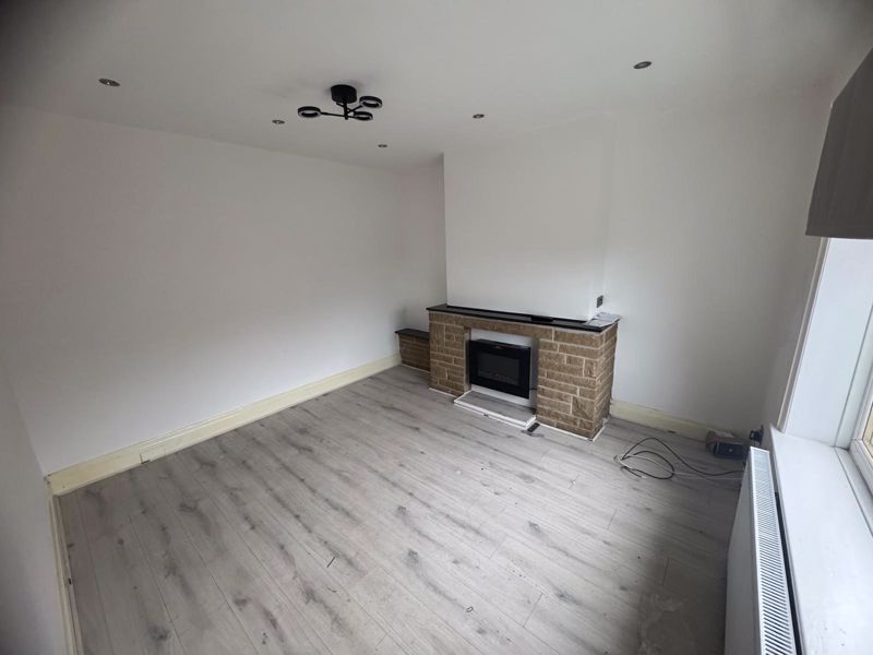 Property photo 2 of 9 Photo 2