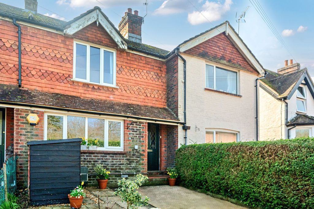 Property photo 1 of 19 Front Driveway & House
