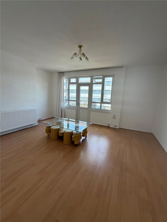 Property photo 3 of 14 Picture No. 05