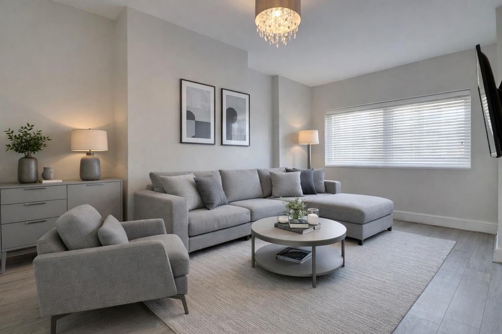 Property photo 3 of 15 8185C4E0-Aab4-4A70-A46B-30Ec6Df4Bd6D.Png