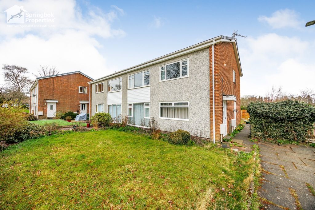 Property photo 1 of 14 Front View