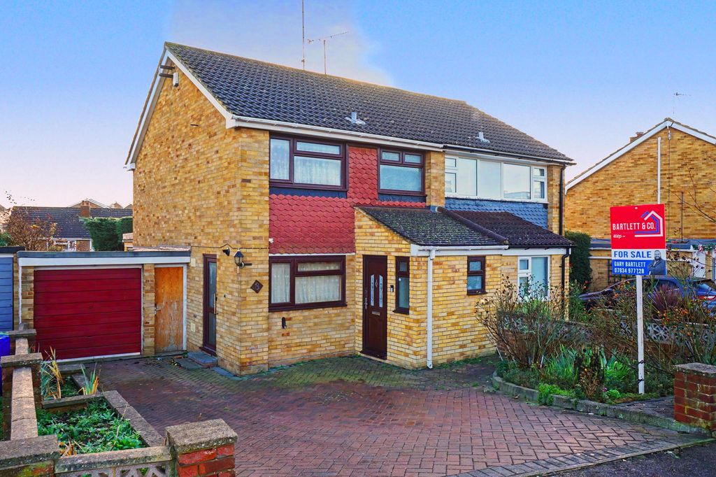 Property photo 1 of 24