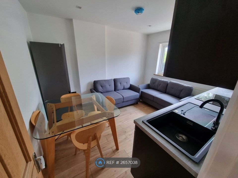 Property photo 3 of 22