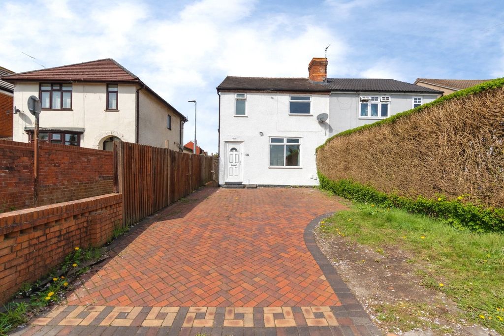 Property photo 1 of 16 Front