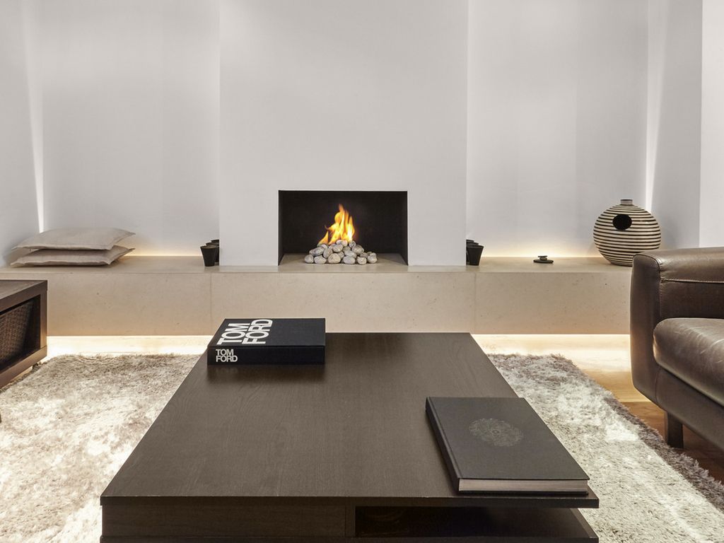 Property photo 2 of 25