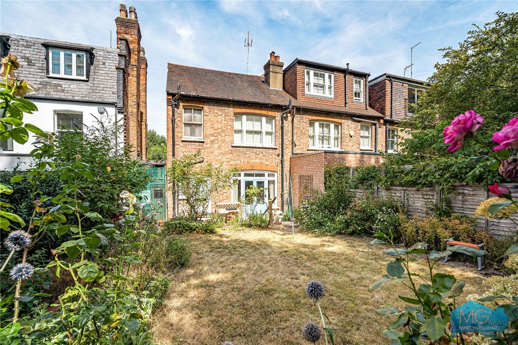 Property photo 2 of 12 Picture No. 18