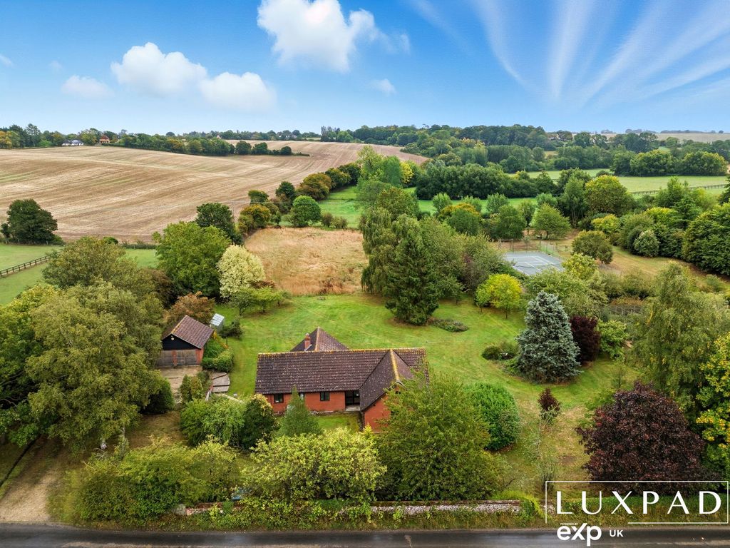 Property photo 2 of 32