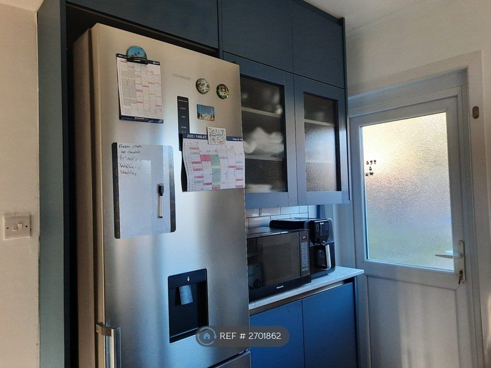 Property photo 2 of 16 Kitchen