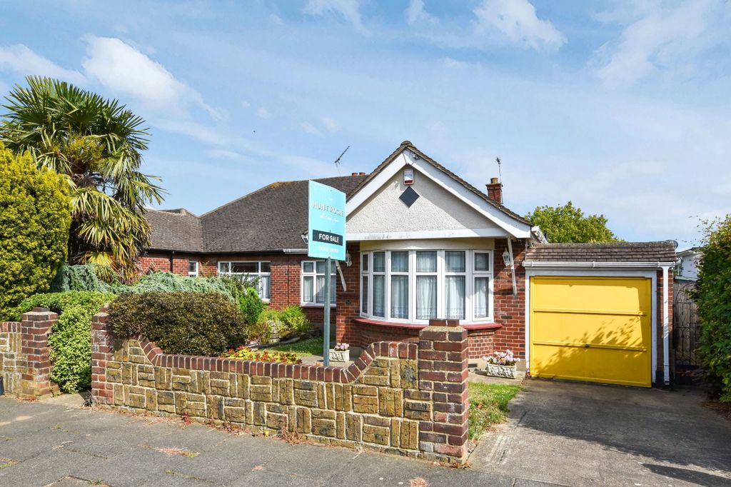 Property photo 2 of 36 Picture No. 45
