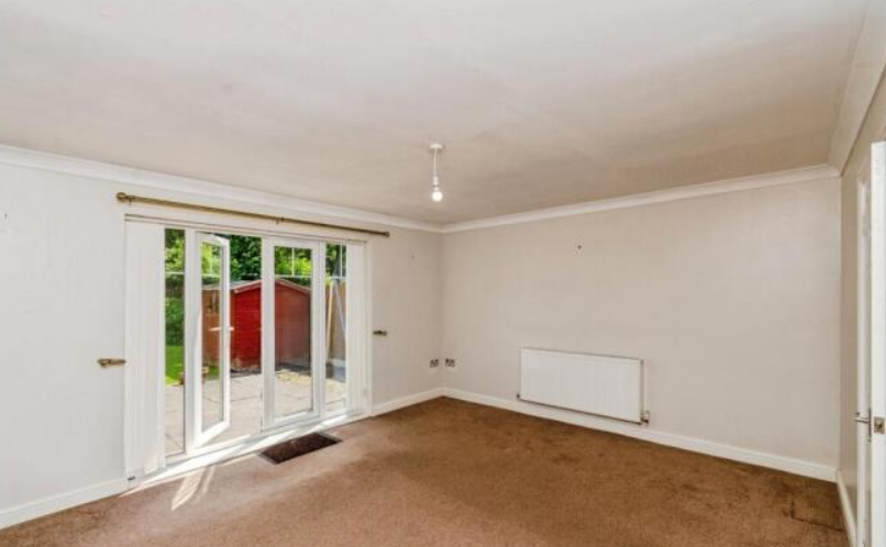 Property photo 3 of 15