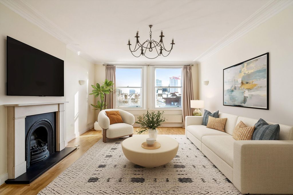 Property photo 1 of 17 Image