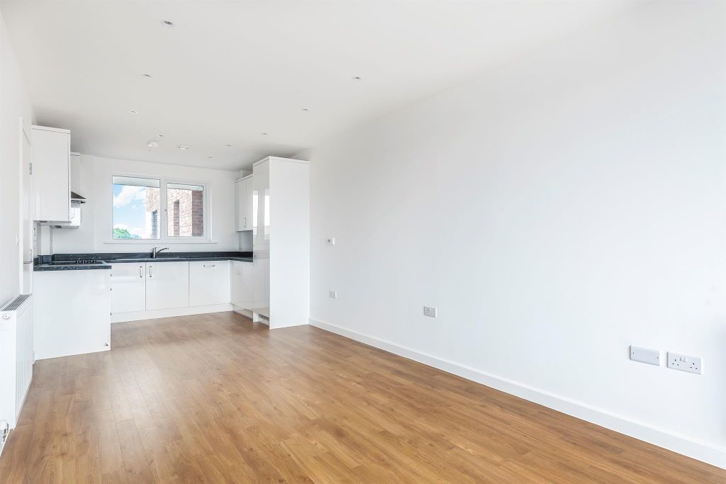 Property photo 2 of 6 Image