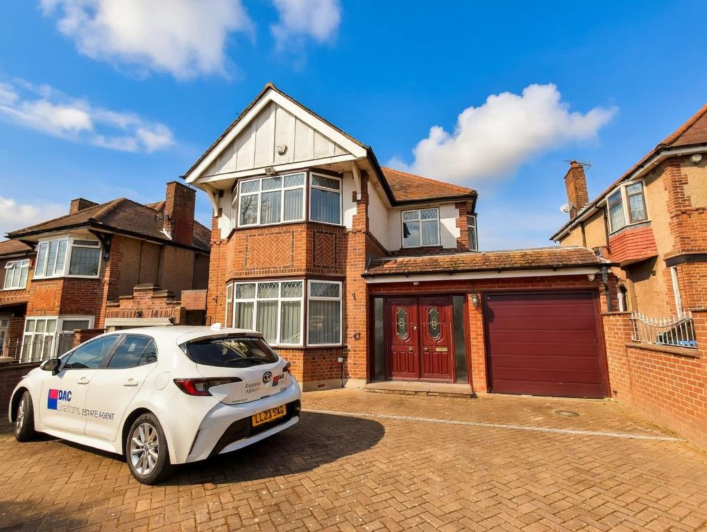 Property photo 1 of 17