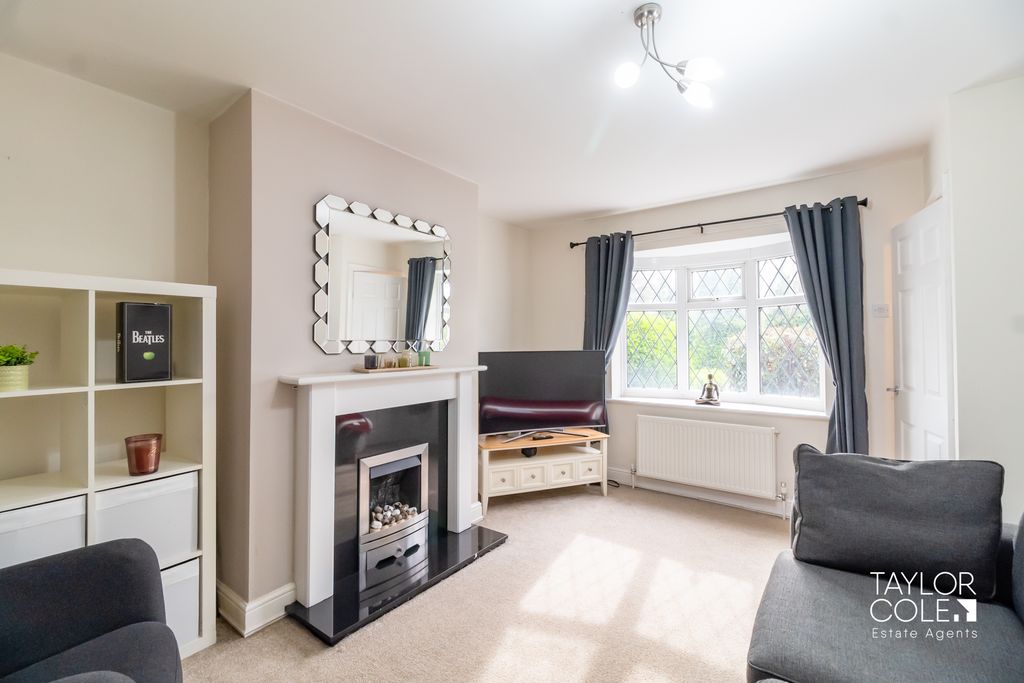 Property photo 3 of 21