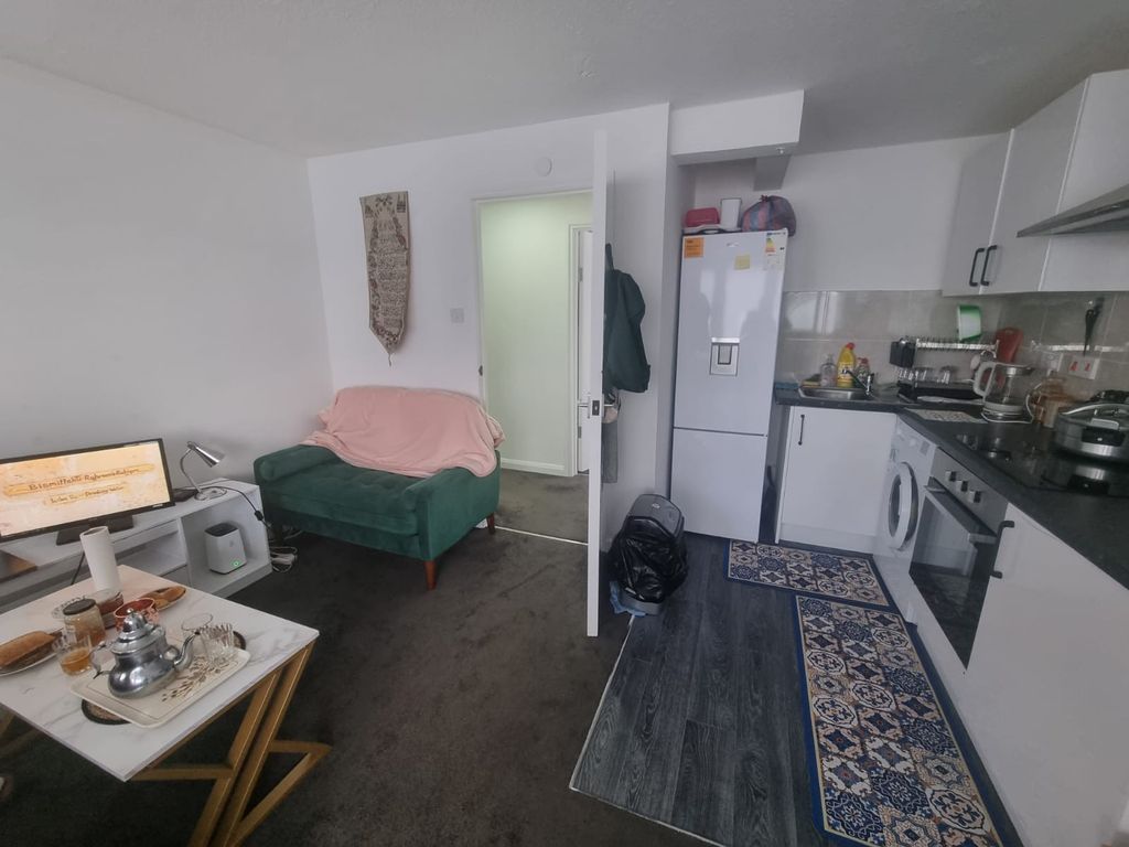 Property photo 2 of 5 Photo-2025-10-02-09-39-10.Jpg