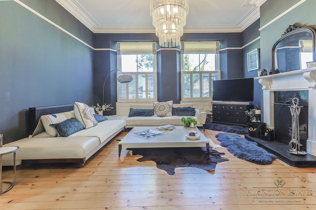 Property photo 2 of 28 4285674