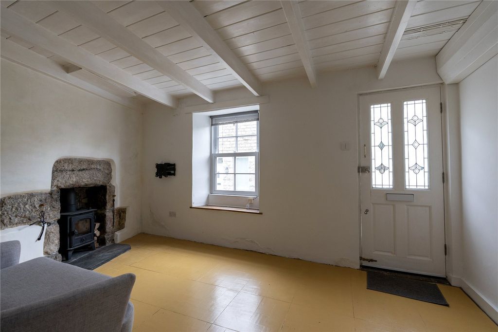 Property photo 2 of 15 Picture No. 03