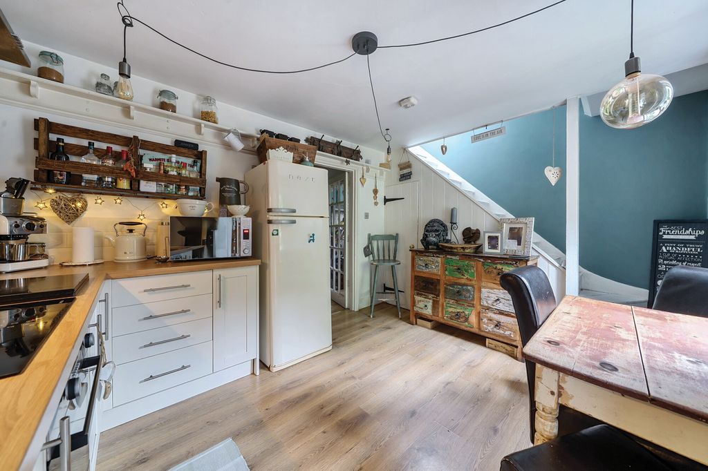 Property photo 2 of 13 Kitchen / Dinging Room