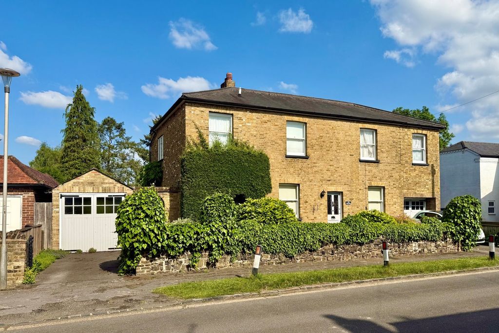 Property photo 1 of 25