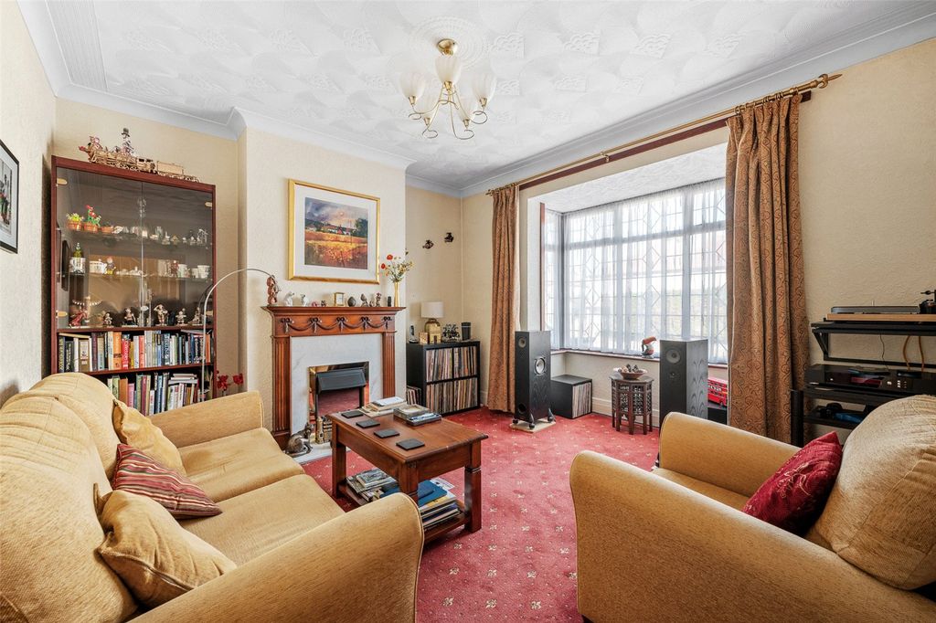 Property photo 2 of 20 Picture No. 18