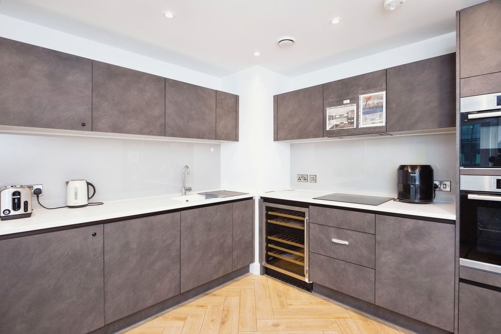 Property photo 3 of 13 Photography