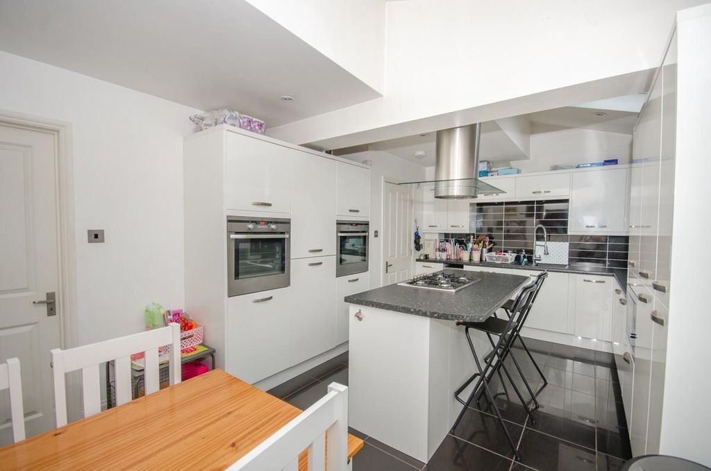 Property photo 3 of 22 Kicthen-Diner Pic 2.Jpg