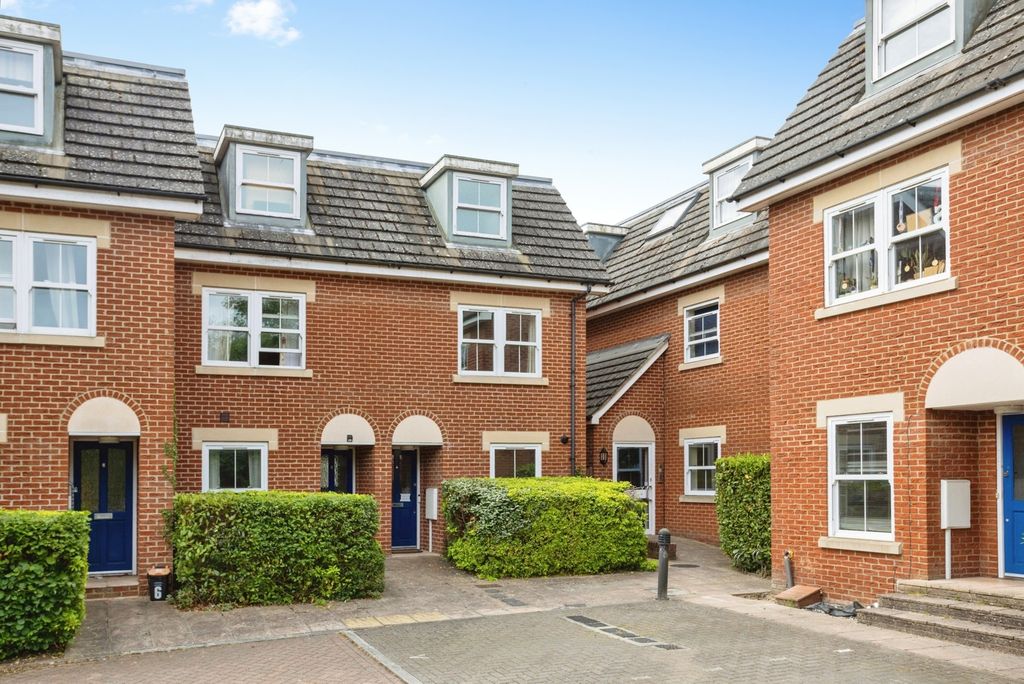 Property photo 1 of 14 Pbox-Img.Jpg