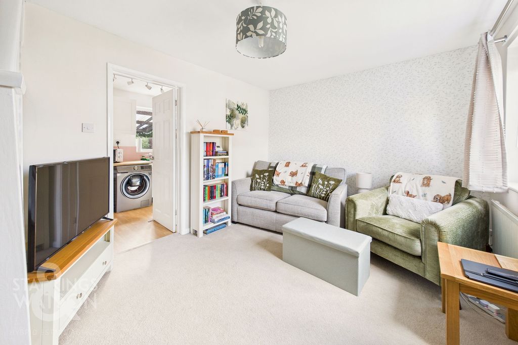 Property photo 1 of 18