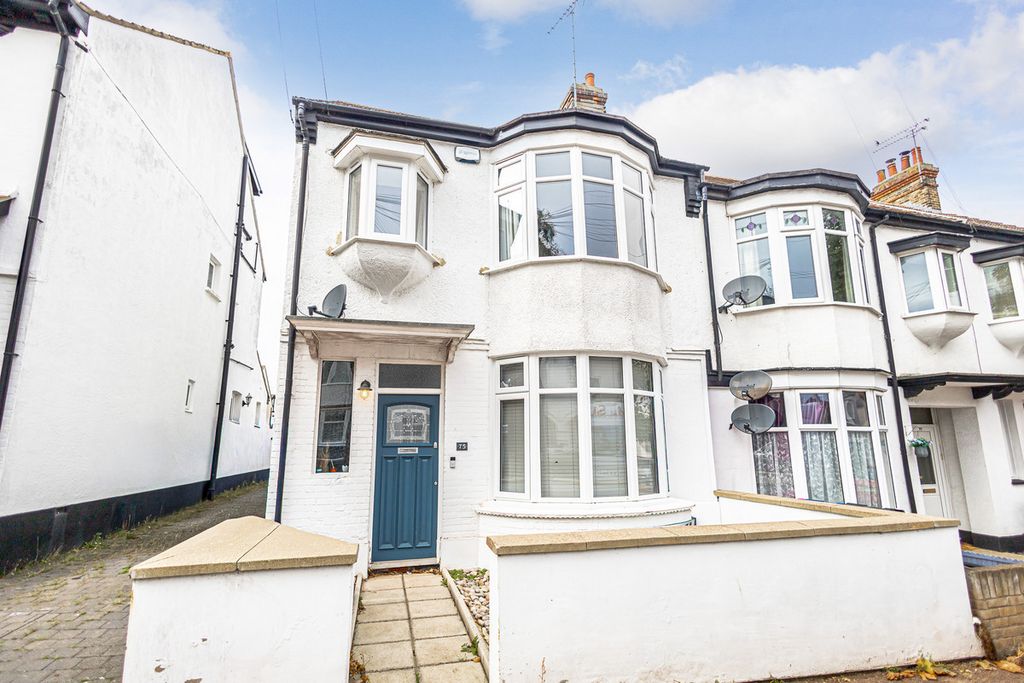 Property photo 1 of 23