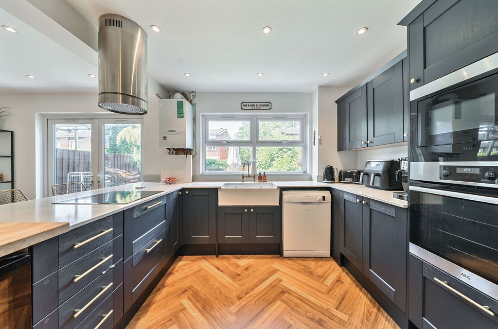 Property photo 2 of 21 1310950-7-6854022...