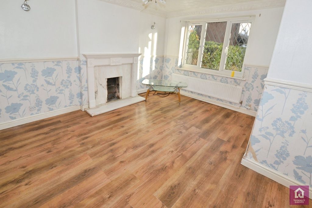 Property photo 2 of 21 Picture No. 29