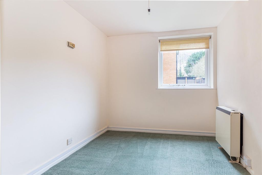Additional image 19 of 3 bed flat for salePriory Road, Malvern WR14