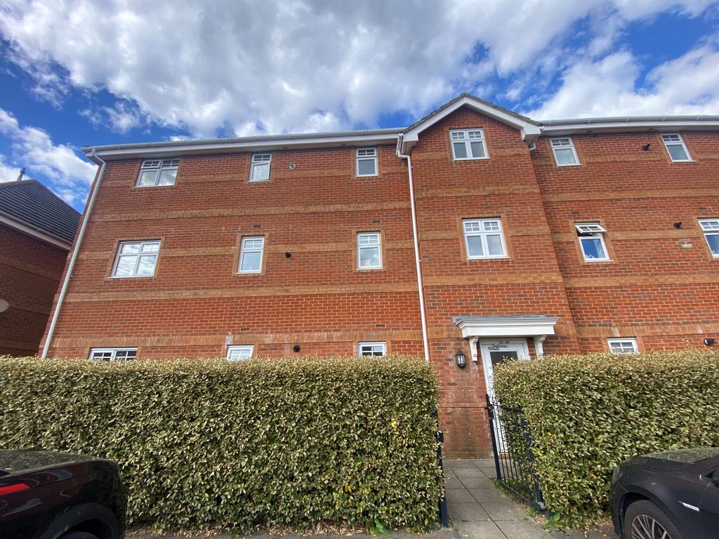 Property photo 2 of 10 Exterior