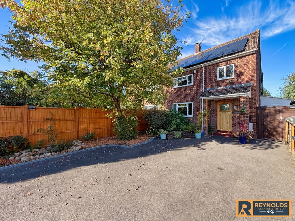 Property photo 2 of 25