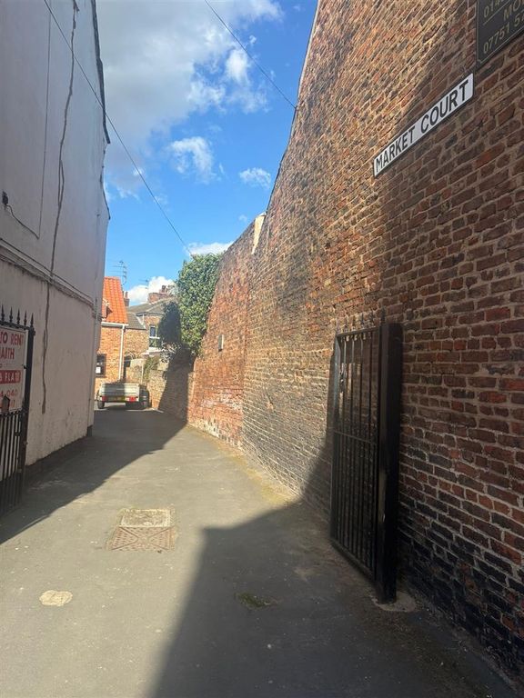 Property photo 2 of 14 B7274Df0-Eea6-4Af4-9d52-Fd0c4d6110Ad.Jpg