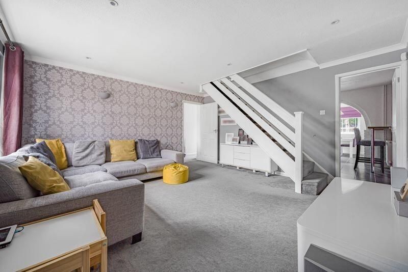 Property photo 2 of 10 Reception