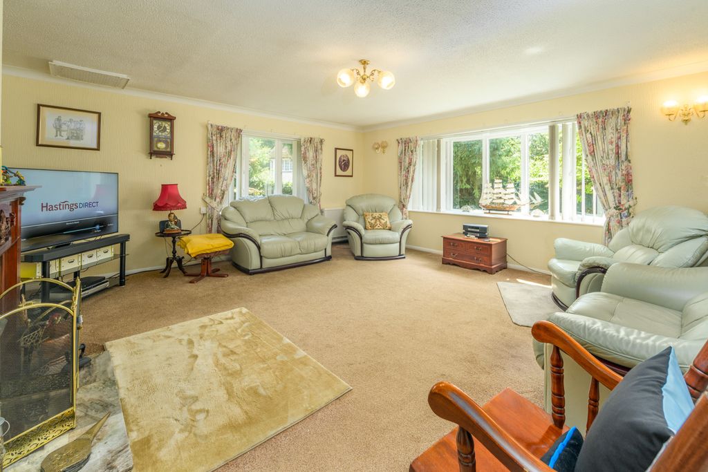 Property photo 3 of 39 Photo 3