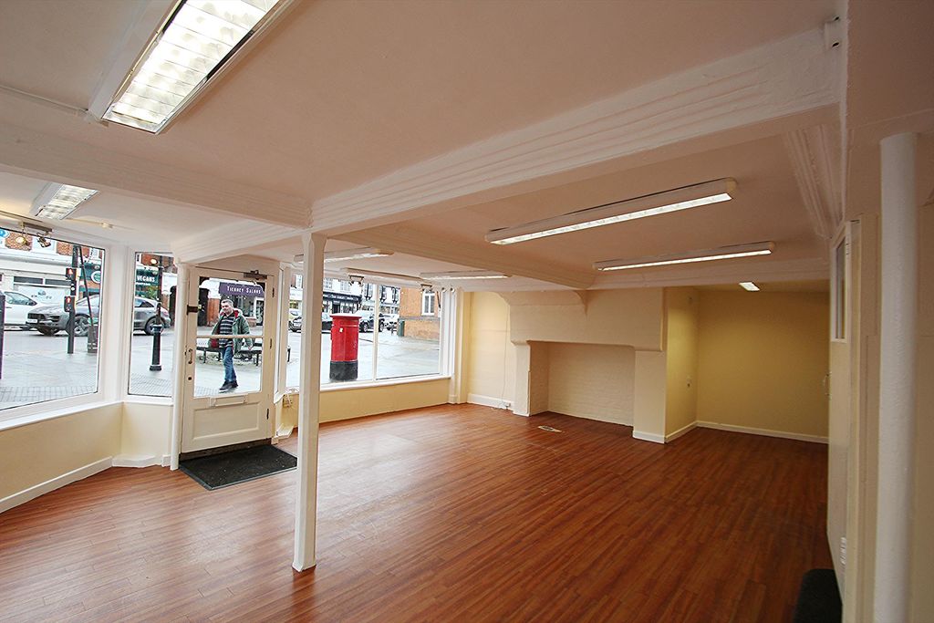 Property photo 3 of 13