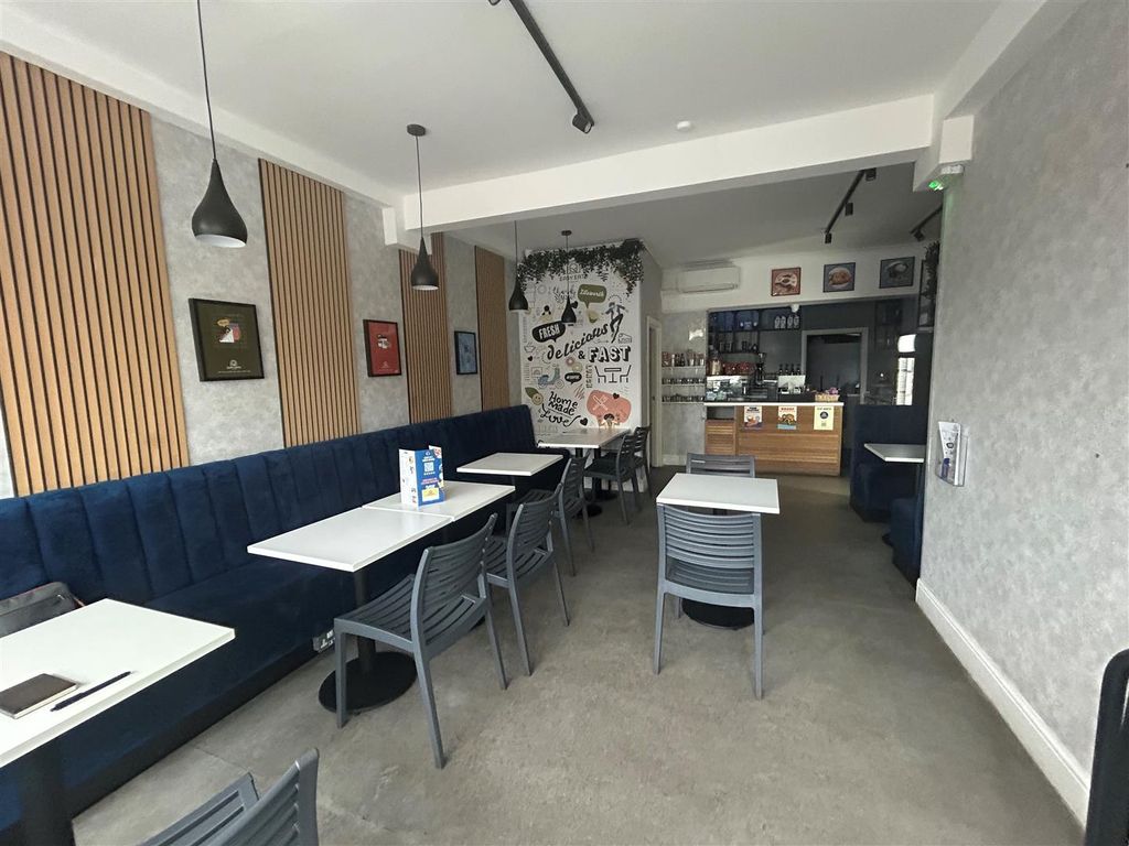 Property photo 3 of 7 333.Jpg