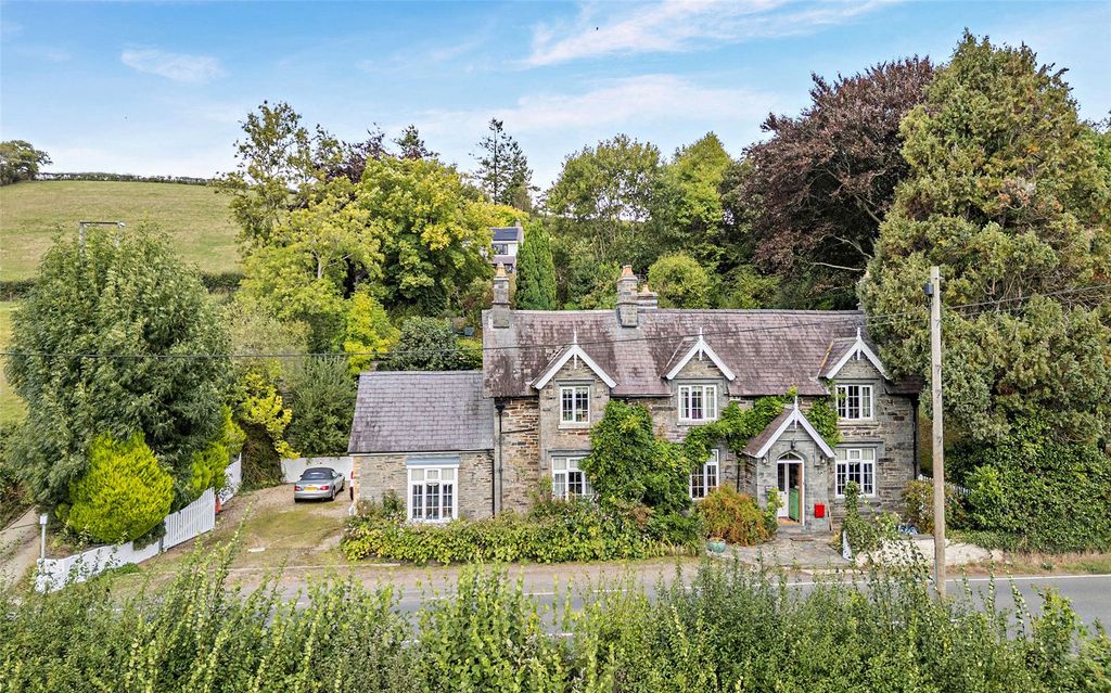 Property photo 2 of 52 Aerial