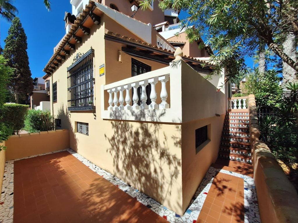 Property photo 1 of 50