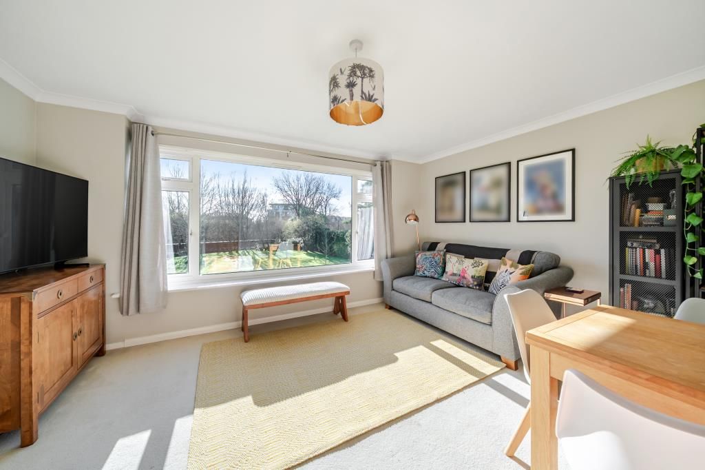 Property photo 2 of 20 Living Room