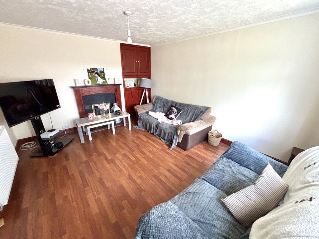 Property photo 3 of 15 Photo 3