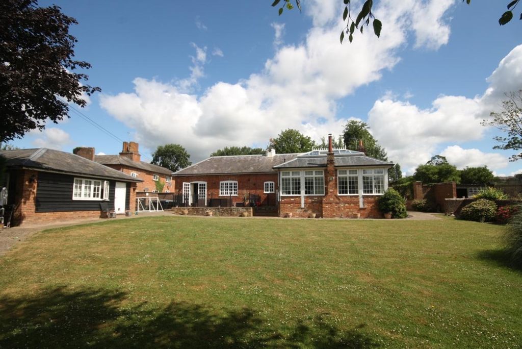 Property photo 3 of 24 Img_1332