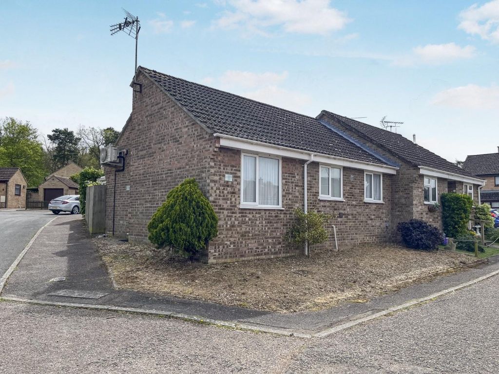 Additional image 13 of 2 bed semi-detached bungalow for saleWillow Close, Brandon IP27