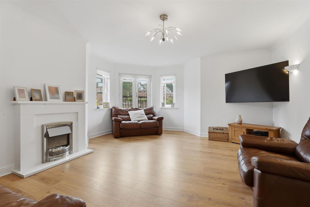 Additional image 6 of 2 bed flat for saleQueen Elizabeth Court, Clydebank G81