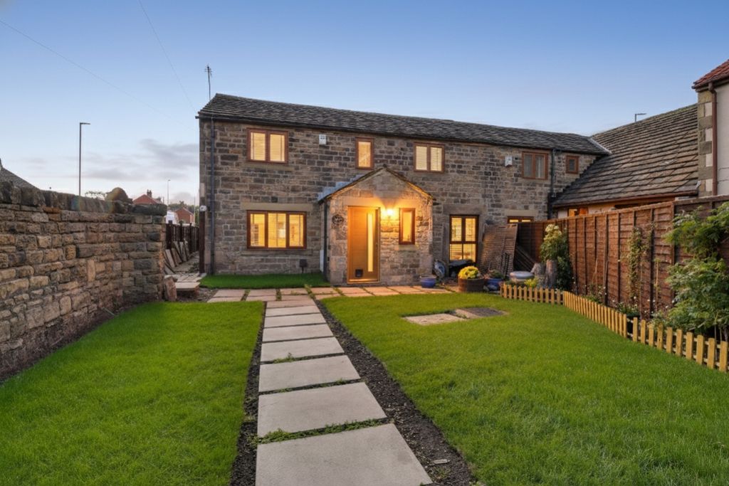 Property photo 1 of 22 1 Durkar Dust